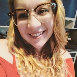 Meet your Posher, Rebecca